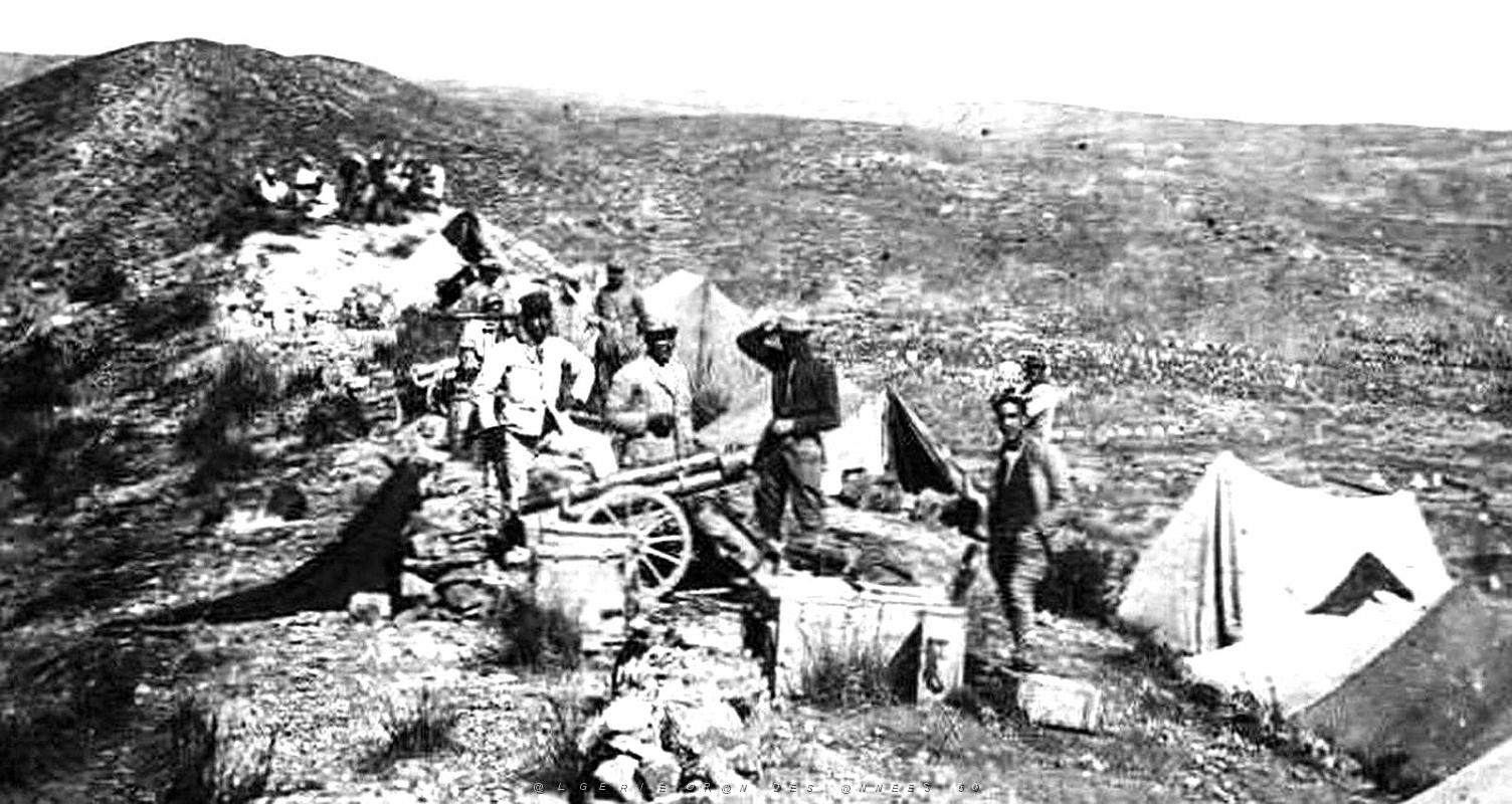 1545- Meridja - Pres de Colomb-Bechar - Artillerie2 de montagne.jpg
